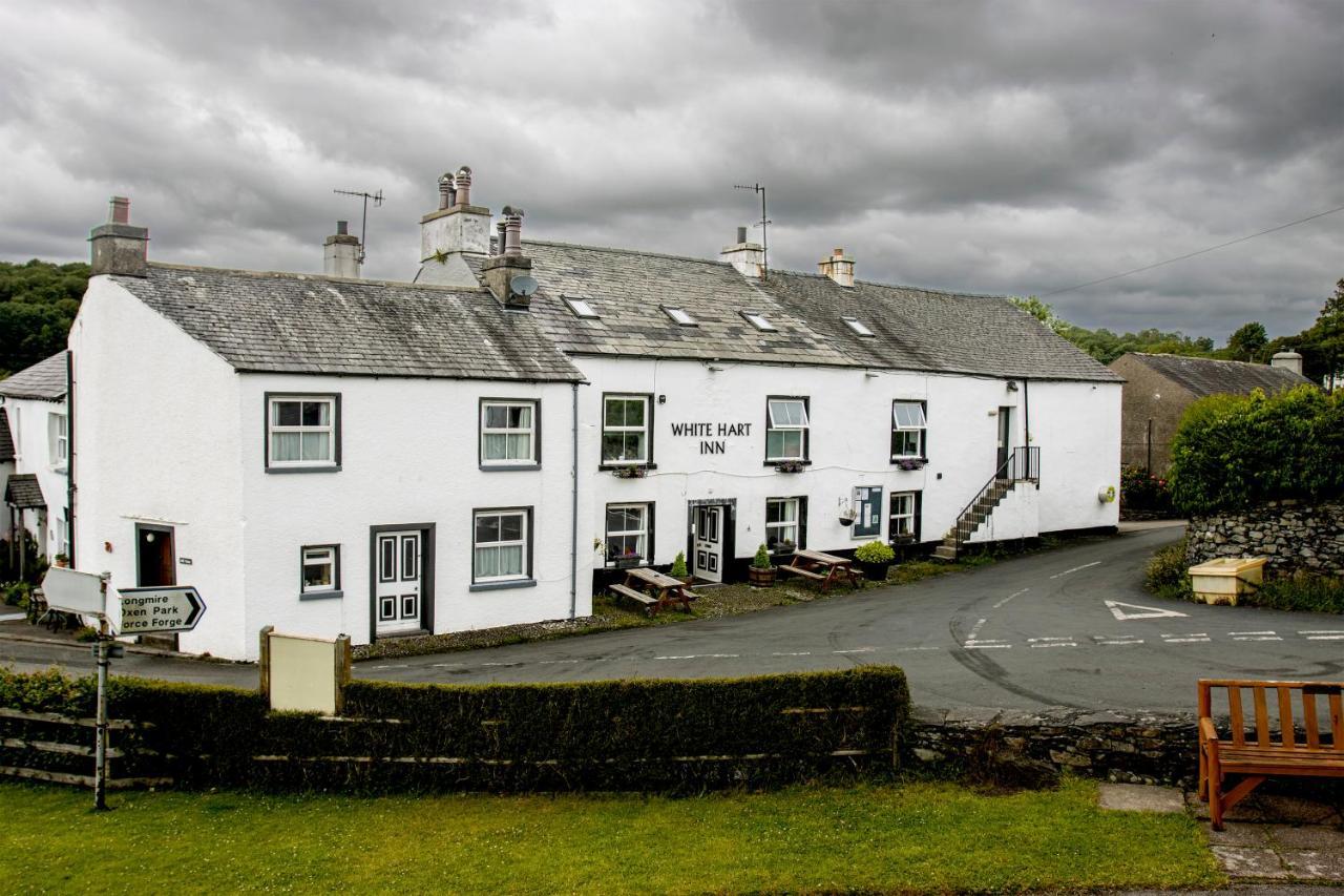 White Hart Inn Bouth Exterior foto